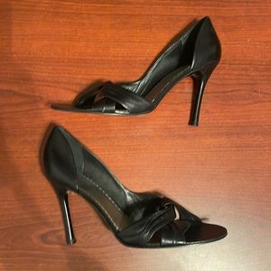 BCNGIRLS UPPER LEATHER GENTLY USED HEALS size 10